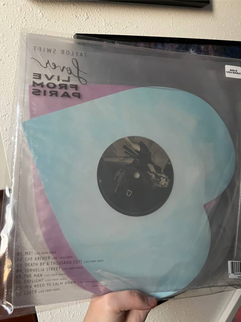 Taylor Swift – Lover (Live From Paris) Vinyl – Original 2023 Heart-Shaped First Pressing